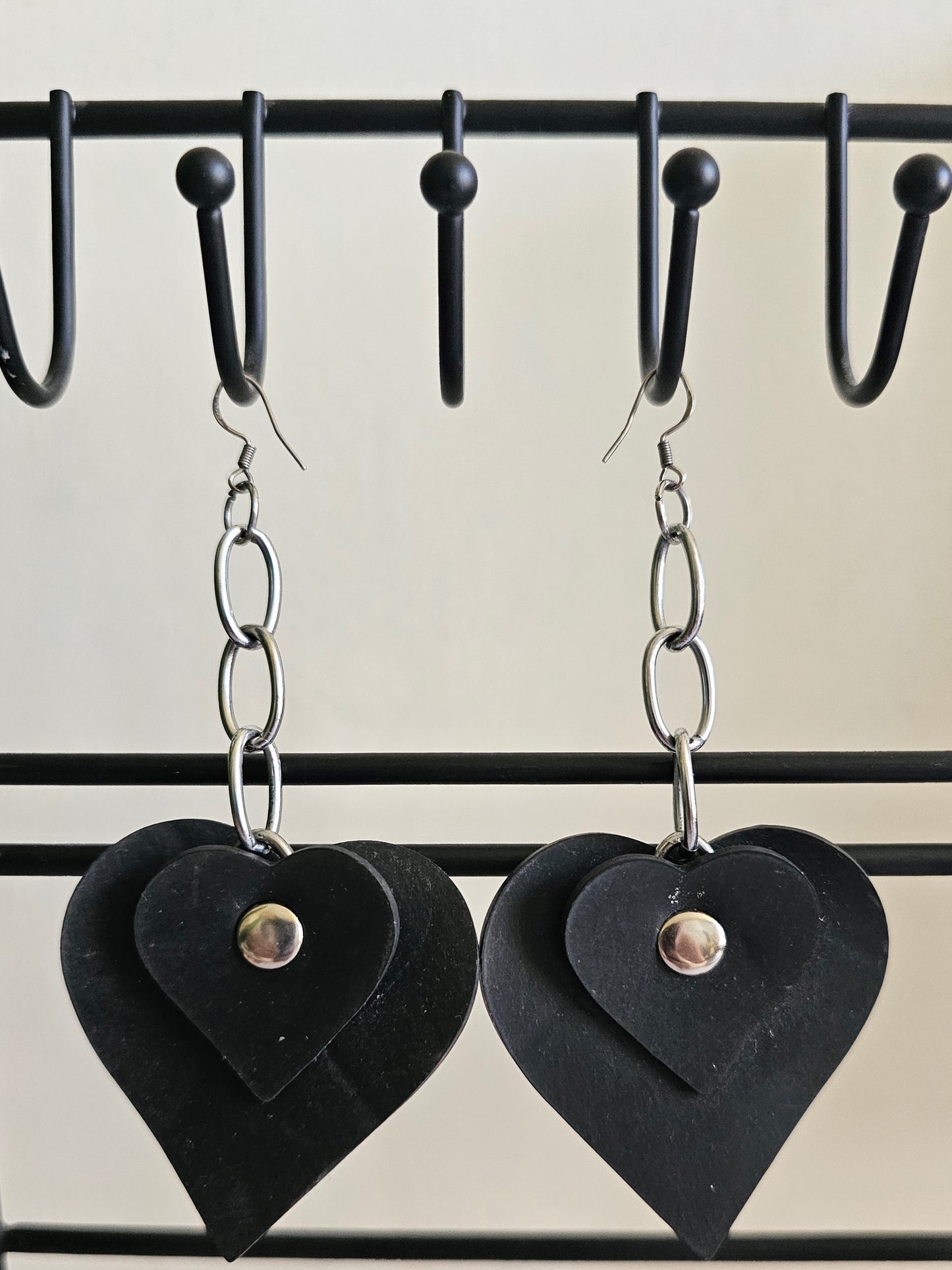 The Chain Hearts